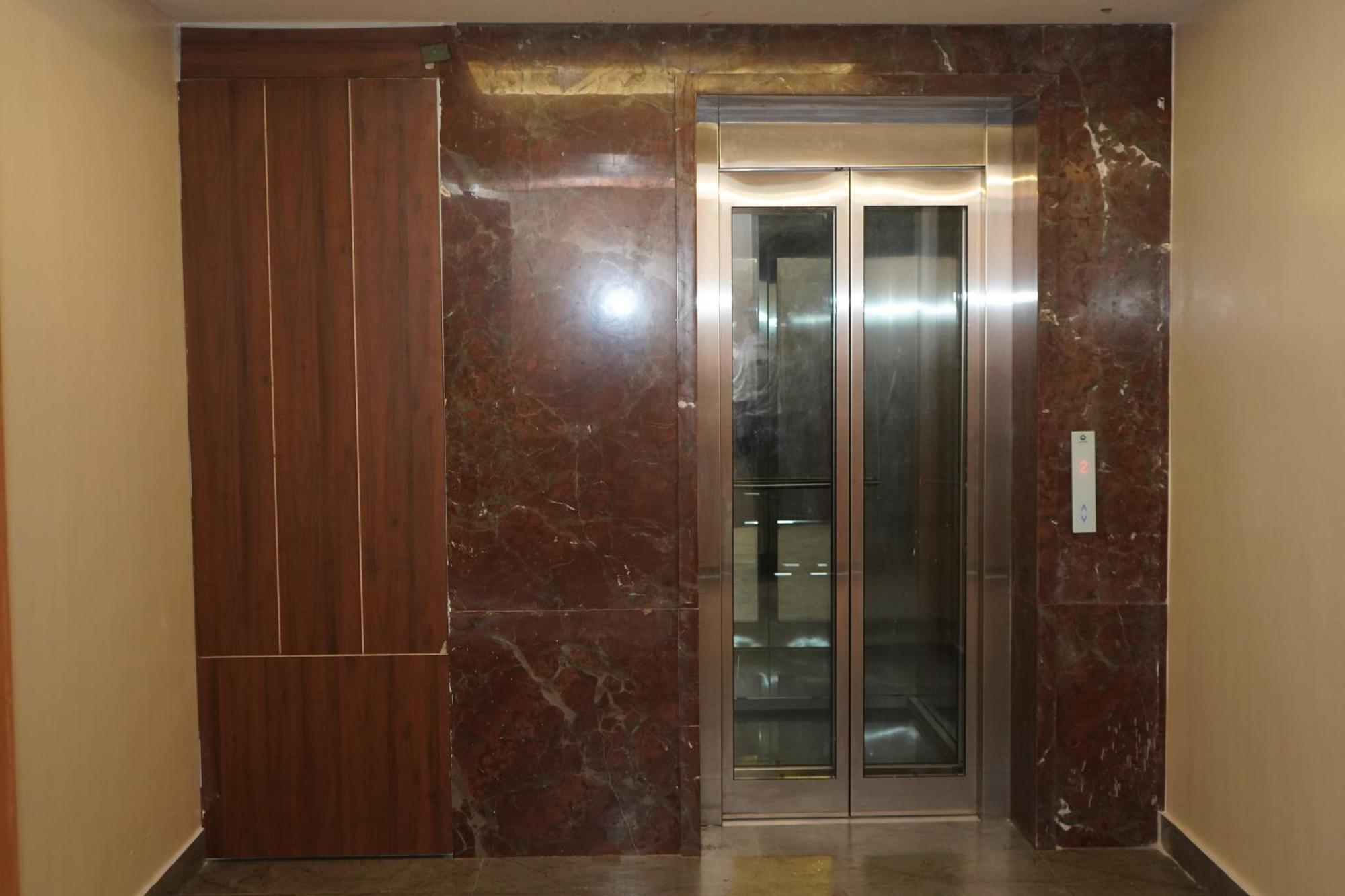 Vantara Suites Vellore Buitenkant foto